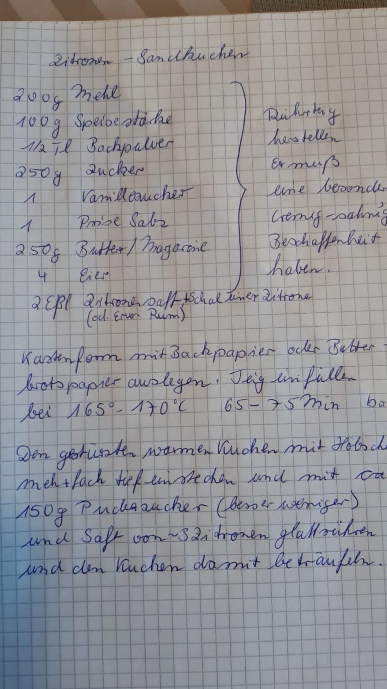 Zitronen-Sandkuchen: Der Klassiker - Omas Lieblingsrezepte